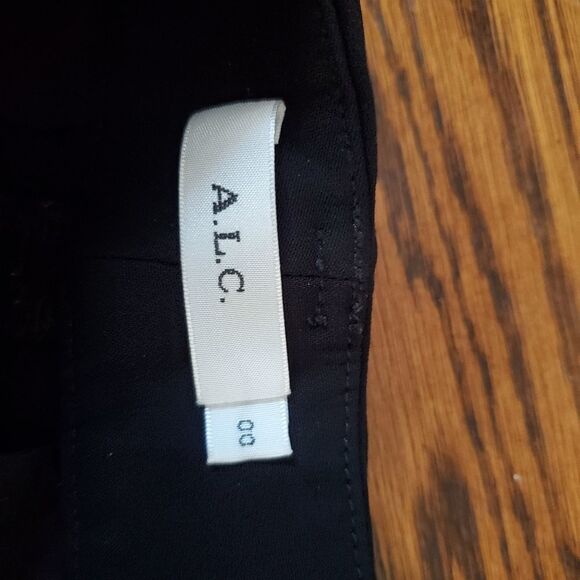 A.L.C. bronson belted high waist pleated black sho - Picture 2 of 5